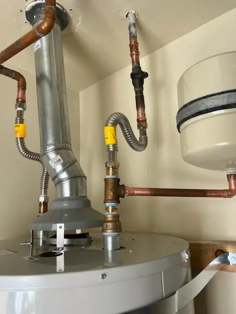 Water heater installation and plumbing repair in Port Tampa City